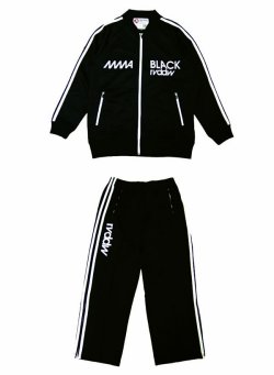 BLACK MMA TRACK SET UP