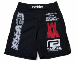 GRAPPLE�~reversal 20YEARS �R���{���[�V�����V���[�c 